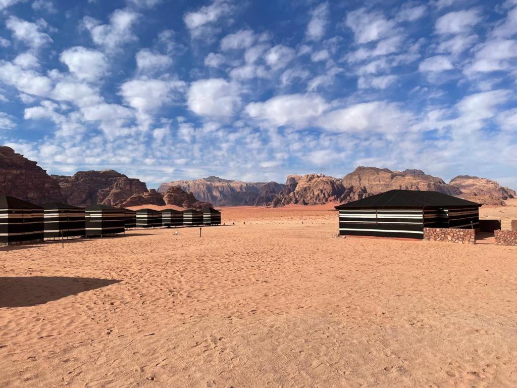 Joy Of Life - Wadi Rum Camp Esterno foto