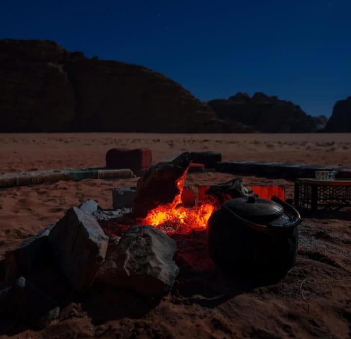 Joy Of Life - Wadi Rum Camp Esterno foto
