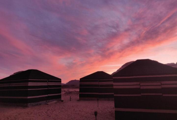 Joy Of Life - Wadi Rum Camp Esterno foto