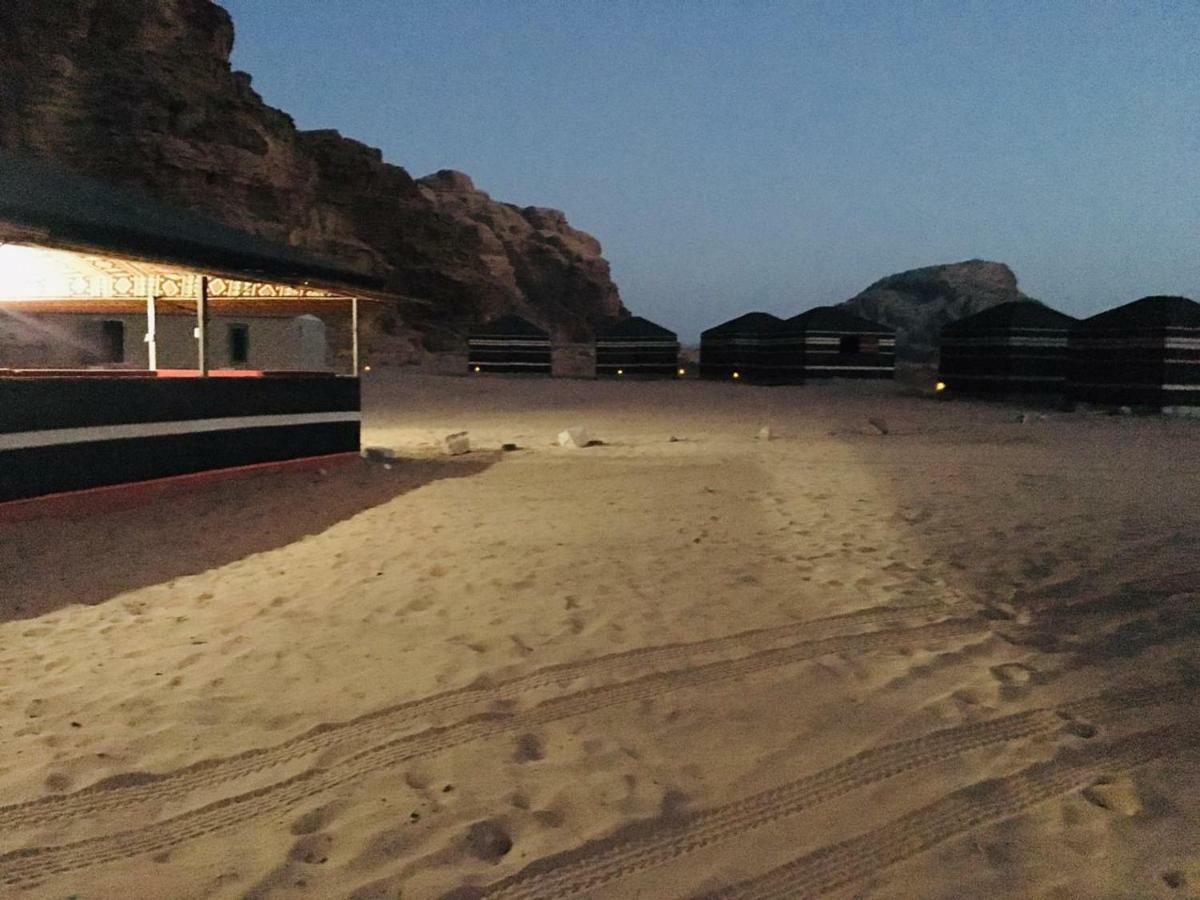 Joy Of Life - Wadi Rum Camp Esterno foto
